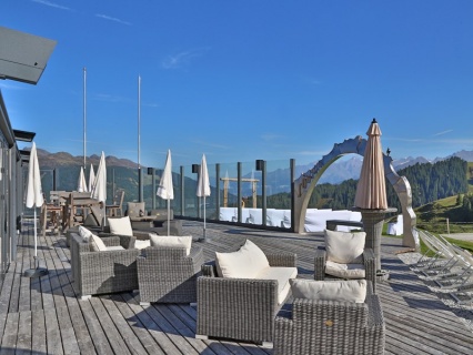 Terrasse Sommer Content Panorama 3 D.jpg